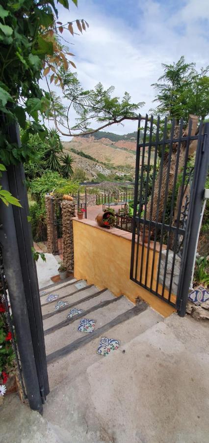 Casa Vacanze Fondaco Di Scillato Scillato  Экстерьер фото